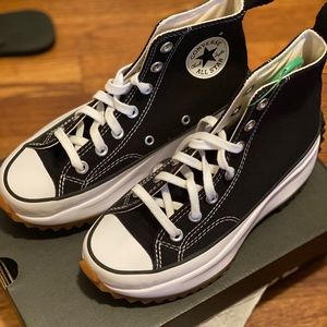 Converse Run Star Hike